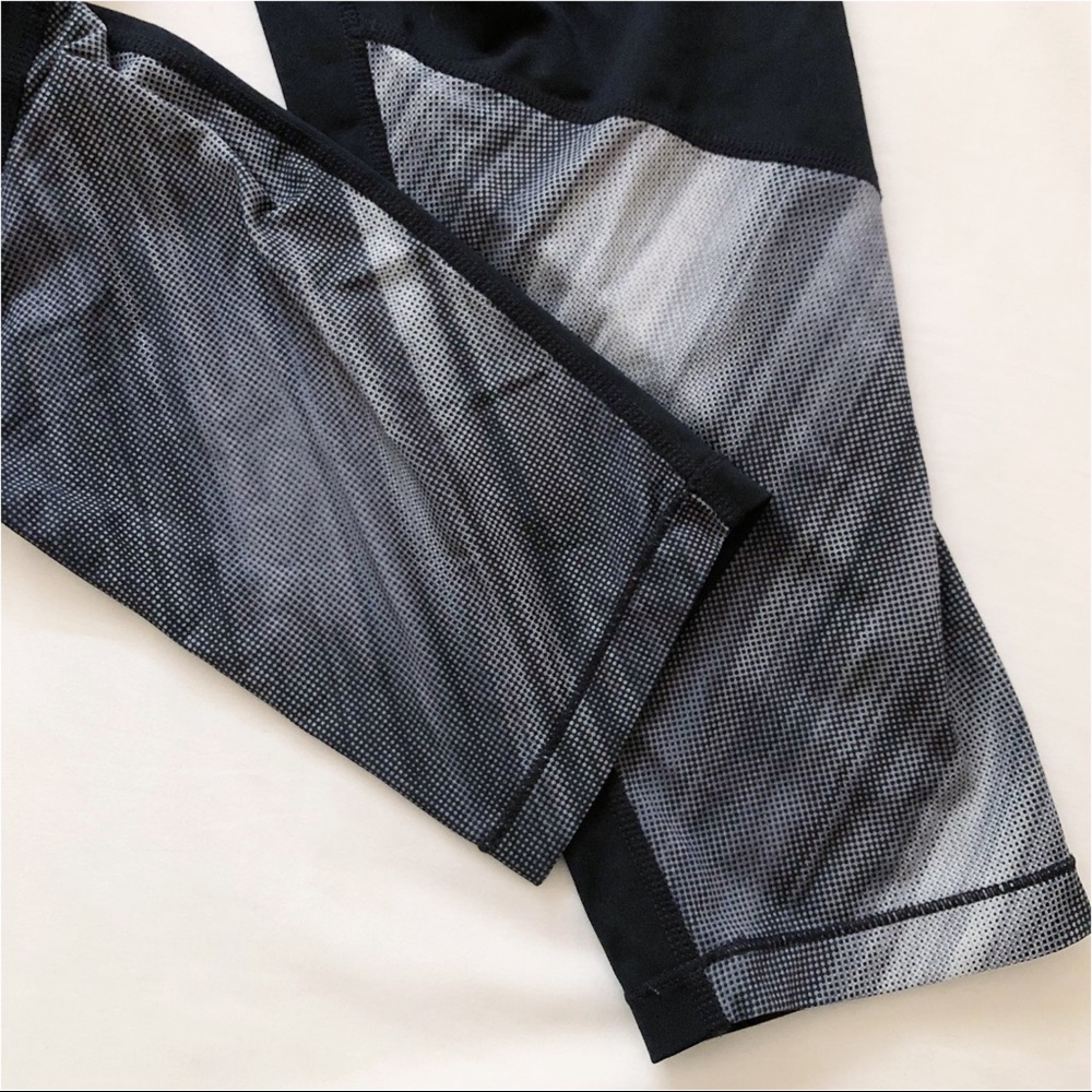 Nike Pro Dri-Fit Black Cropped Compression Tights - Picture 5 of 8
